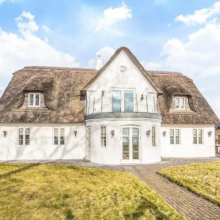 Semesterbostad 5 Star In *